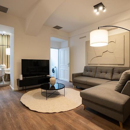 Stylish Apartment With Dedicated Working Space And Super King-Size Bed Located Between City Centre And Donau River Βιέννη Εξωτερικό φωτογραφία